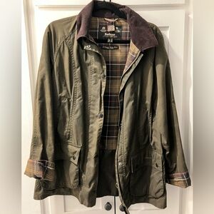 Barbour Beadnell Waxed Jacket – Olive Green – Made in England – UK 10 / US 6